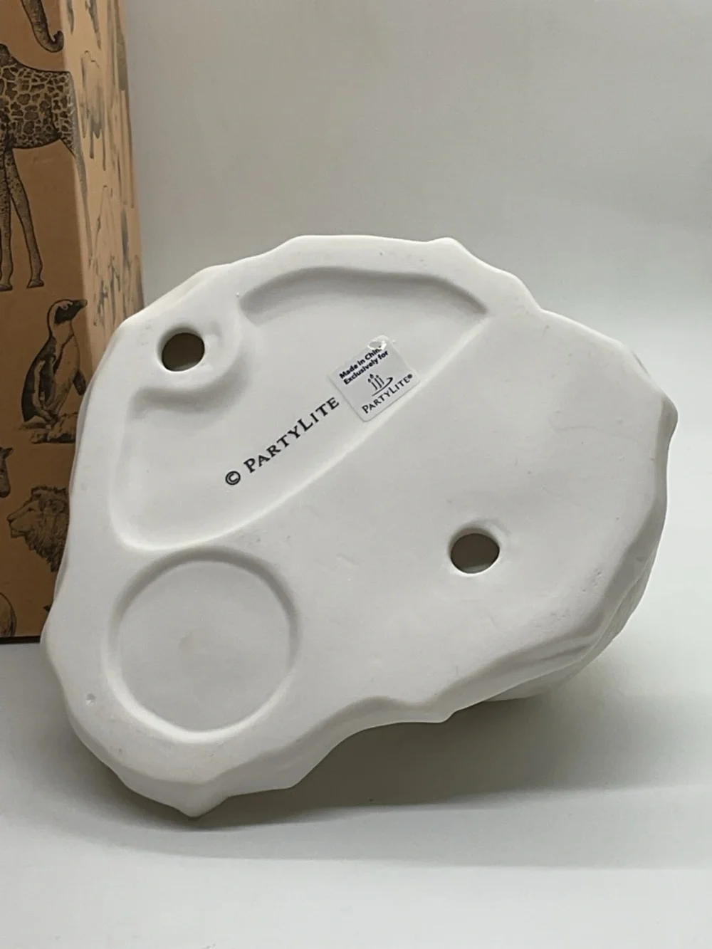 PartyLite Rare White Polar Bear Pair Candle Holder - Picture 5 of 6